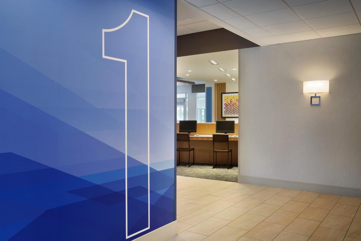 Holiday Inn Express & Suites Findlay North By Ihg Luaran gambar